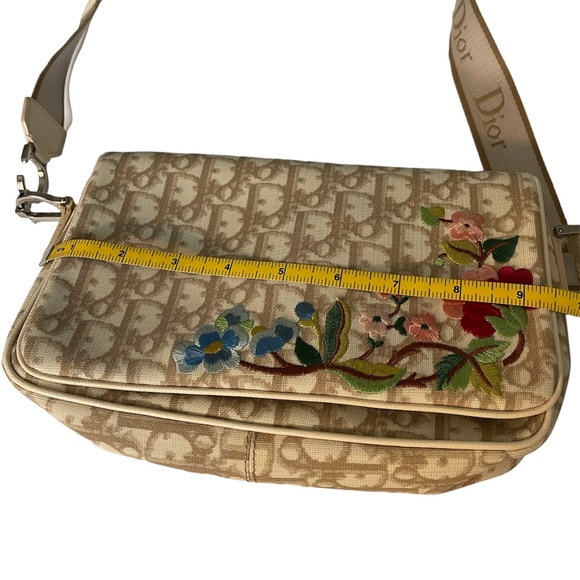 Authentic Dior Embroidered Flower Monogram Crossover Shoulder Bag❤️❤️❤️ - Picture 11 of 16